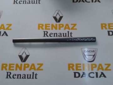 RENAULT MEGANE II TORPİDO KAPAK ÜST ÇITASI 7701070171