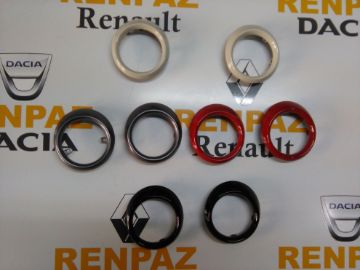 RENAULT CLİO IV YAN HAVALANDIRMA IZGARA KAPAĞI 687607836R