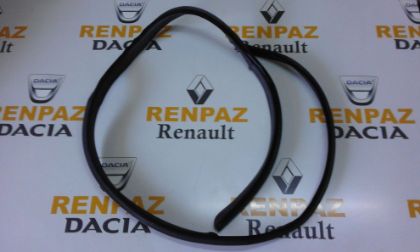 RENAULT 19 SAĞ KAPI ÜST FİTİLİ 7702253320