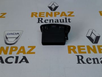 RENAULT TRAFİC 2 TORPİDO HAVALANDIRMA IZGARASI 7701054458