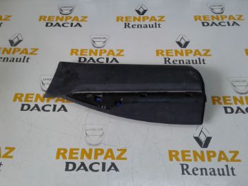 RENAULT KADJAR SOL ARKA KAPI KAPLAMASI 828777704R