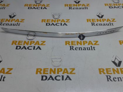 RENAULT CLİO SYMBOL/THALİA ARKA BAGAJ NİKELAJI 8200700557