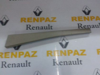 RENAULT FLUENCE / MEGANE 3 TORPİDO KAPAK PLASTİĞİ 682116476R