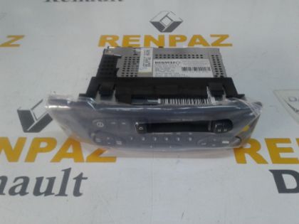 RENAULT MEGANE 1 RADYO TEYP KASET ÇALAR 7700433072