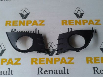 RENAULT CLİO III SİS FAR ÇERÇEVESİ 7701209034