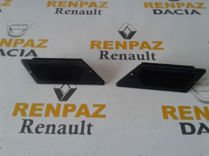 RENAULT 12 TS SAĞ YAN HAVALANDIRMA BAKALİTİ 7700591396