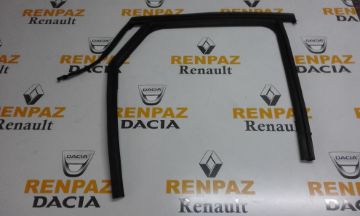 RENAULT CAPTUR SAĞ ARKA KAPI CAM ÜST FİTİLİ 823308301R