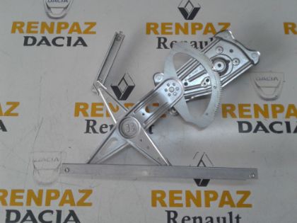 RENAULT SCENİC 3 SOL ARKA CAM KRİKOSU 827210006R - 827216769R