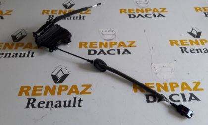 RENAULT CLİO 4 SAĞ ARKA KAPI KİLİDİ 825002104R - 825004167R