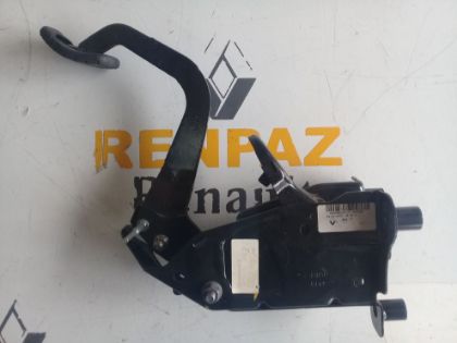 RENAULT SCENİC 3 DEBRİYAJ PEDALI 465030041R