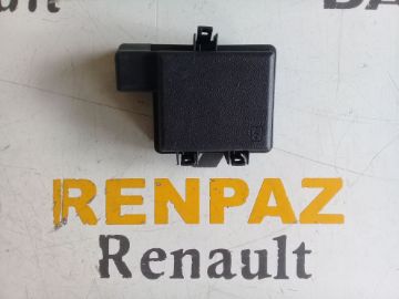 RENAULT MEGANE 3/FLUENCE SİGORTA KUTUSU KAPAĞI 243820003R